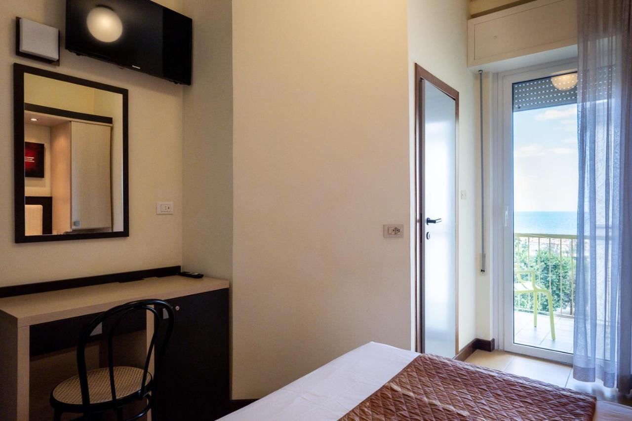 רימיני Hotel City מראה חיצוני תמונה