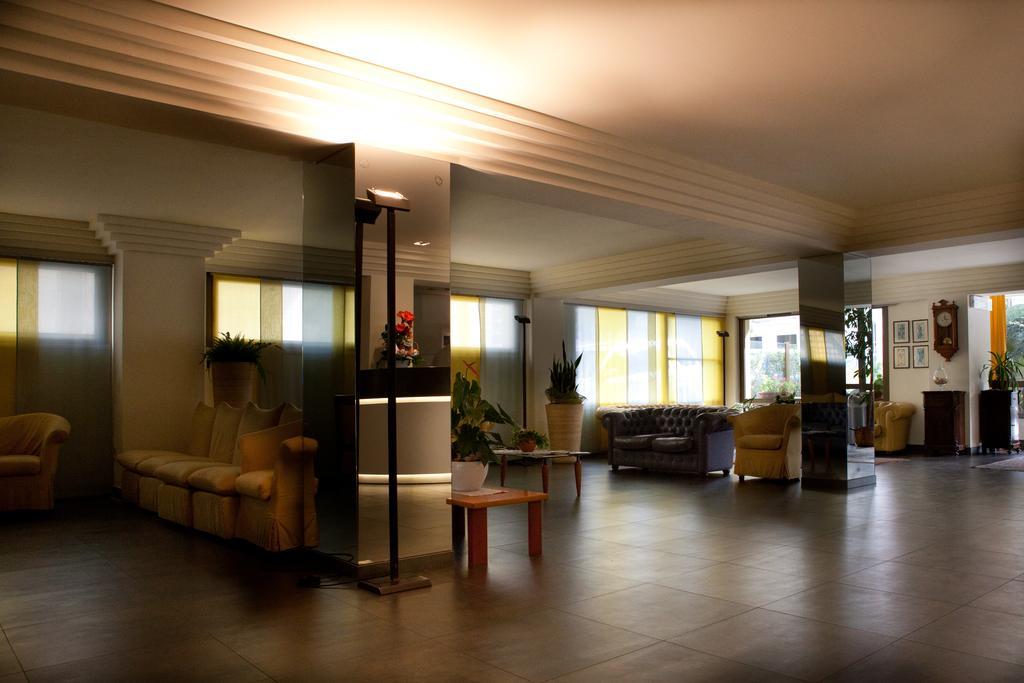 רימיני Hotel City מראה חיצוני תמונה